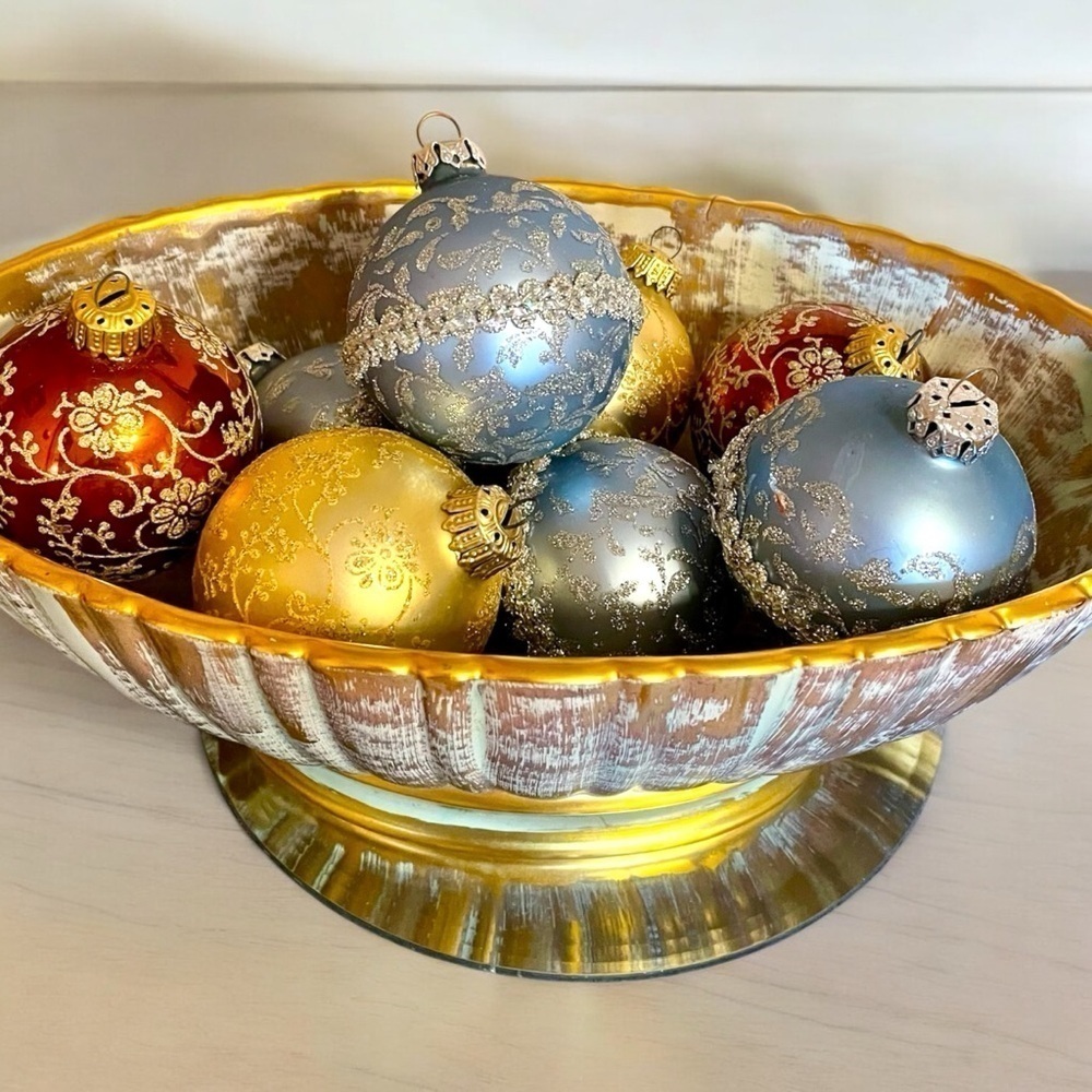 Vintage ornaments, 4 Krebs and 4 Victoria Collection, glass, bowl not included